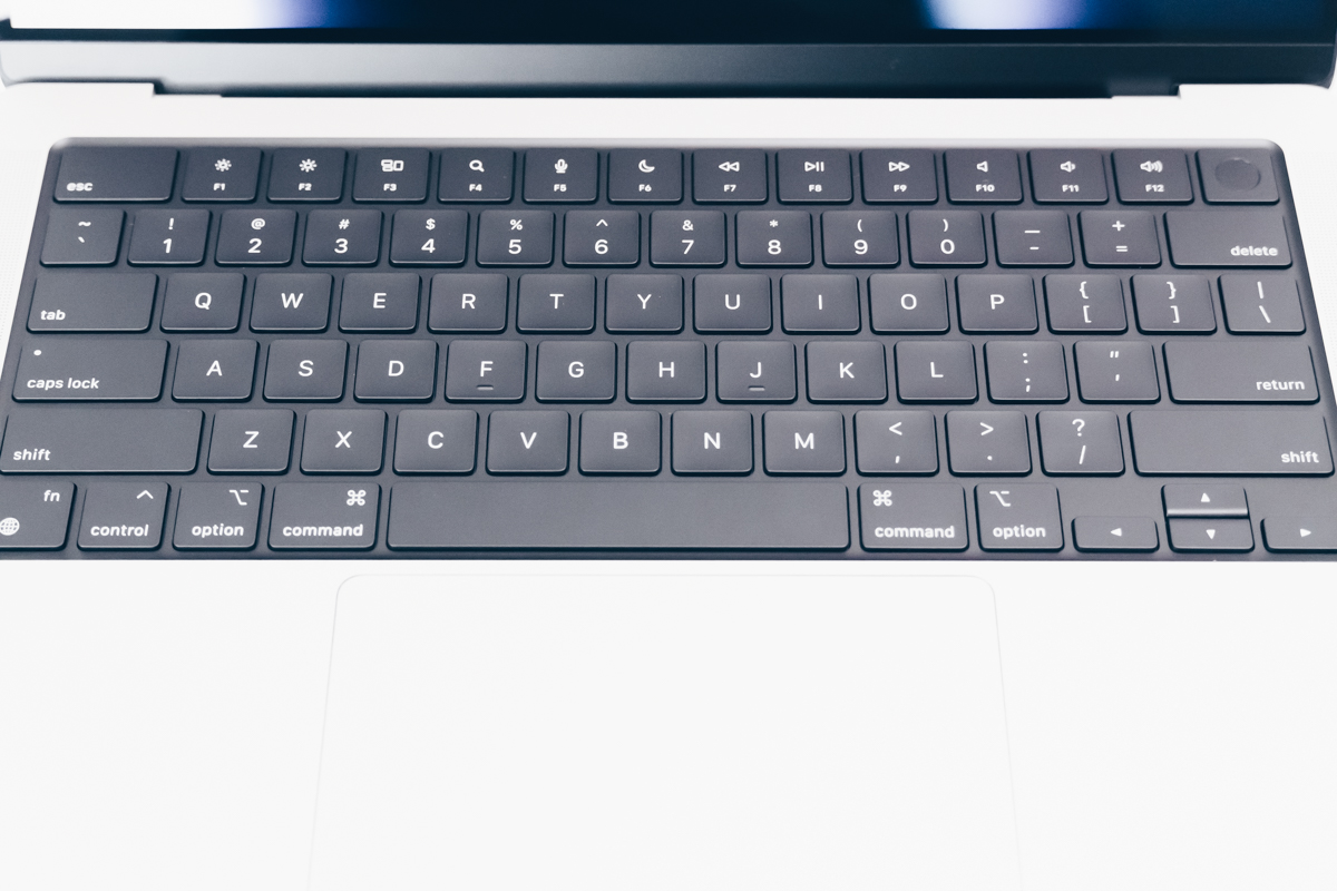 MacBook Pro 2021本体のキーボード